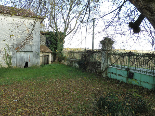 Maison à CHERVAL