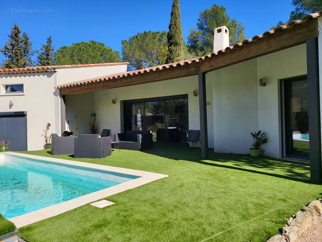 Maison à PLAN-DE-LA-TOUR