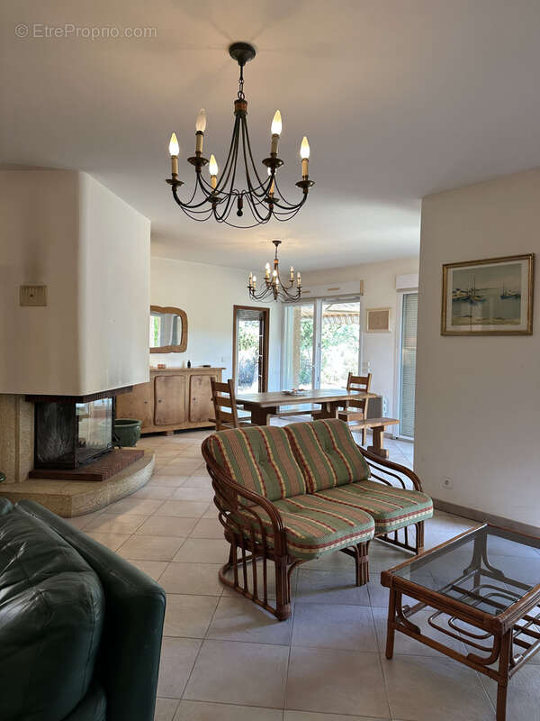 Maison à LINGUIZZETTA