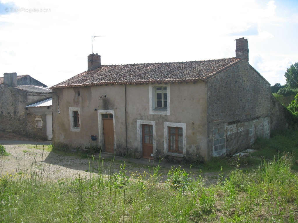 Maison à SAINT-AUBIN-LE-CLOUD