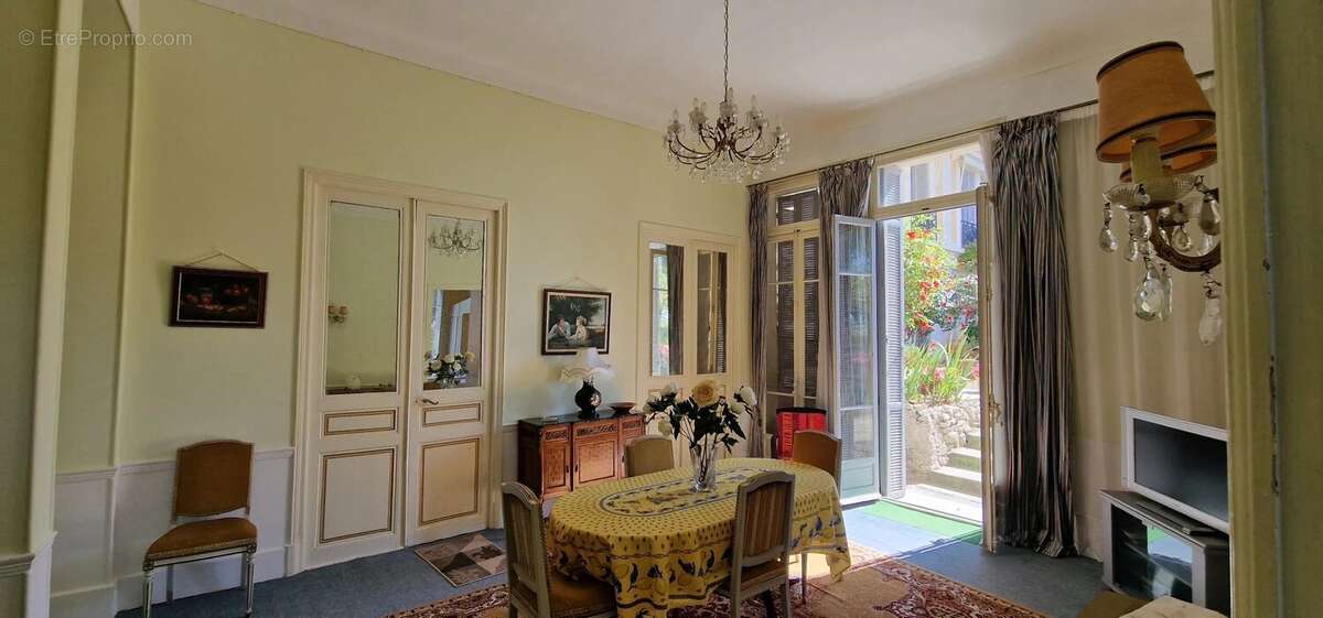 Appartement à MENTON