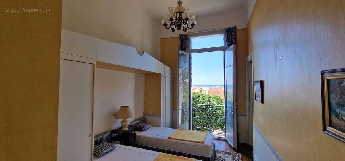 Appartement à MENTON
