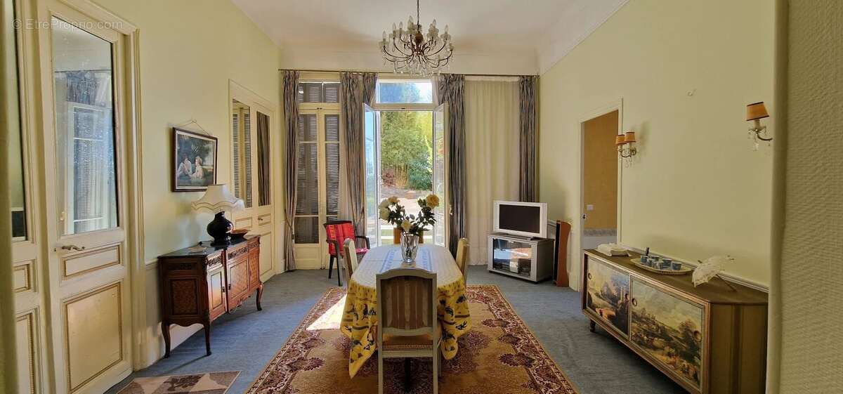 Appartement à MENTON