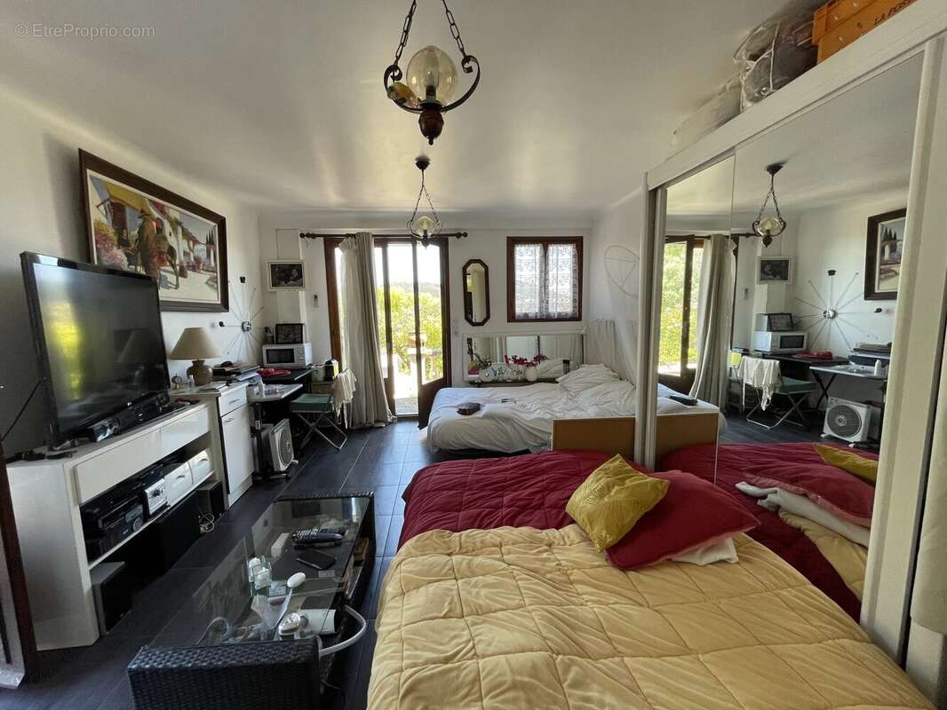 Maison à SAINT-RAPHAEL