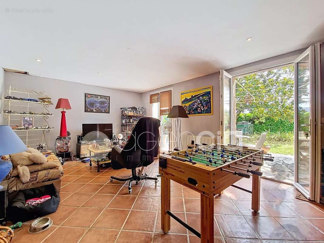 Maison à PEYMEINADE