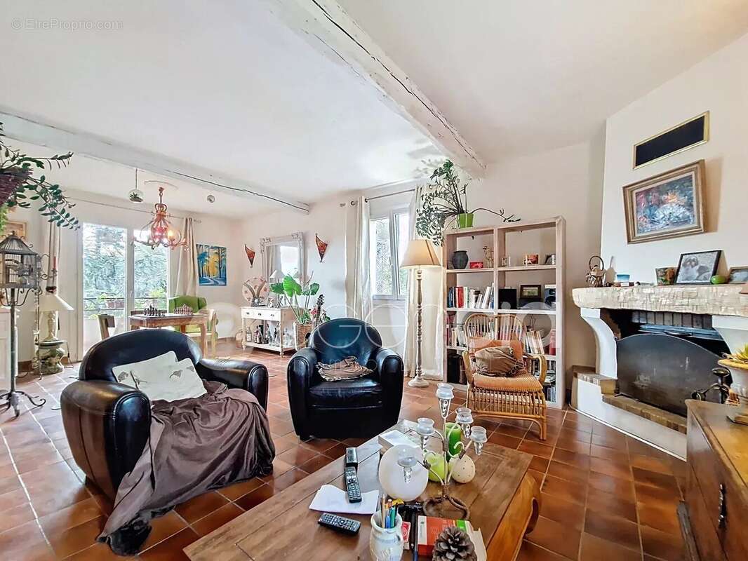 Maison à PEYMEINADE