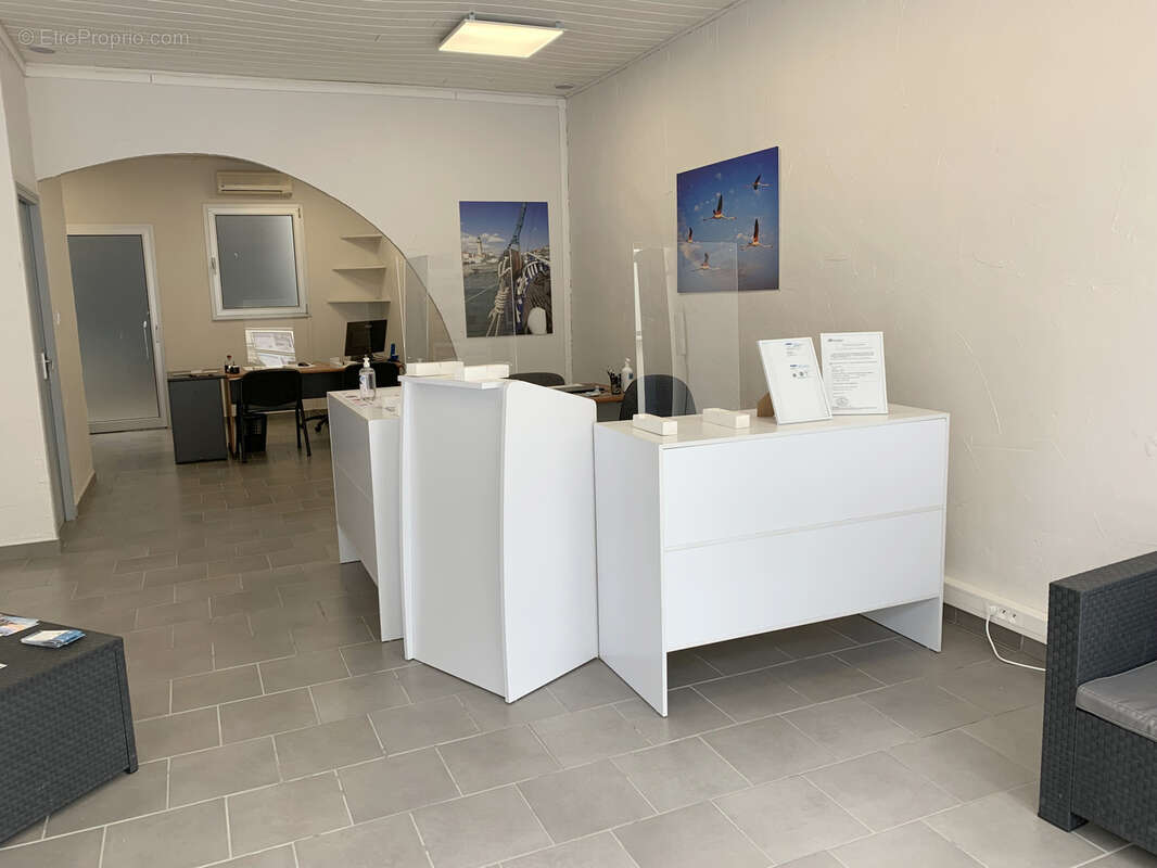 Commerce à LE GRAU-DU-ROI