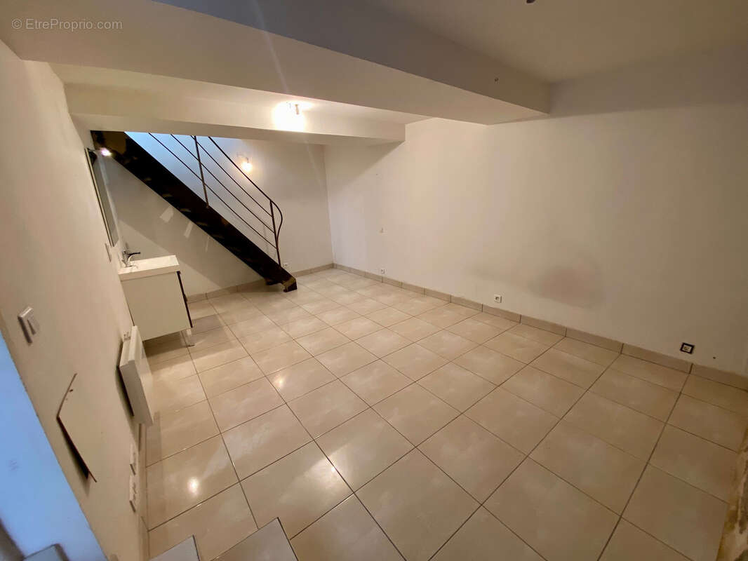 Maison à VILLENEUVE-LES-MAGUELONE