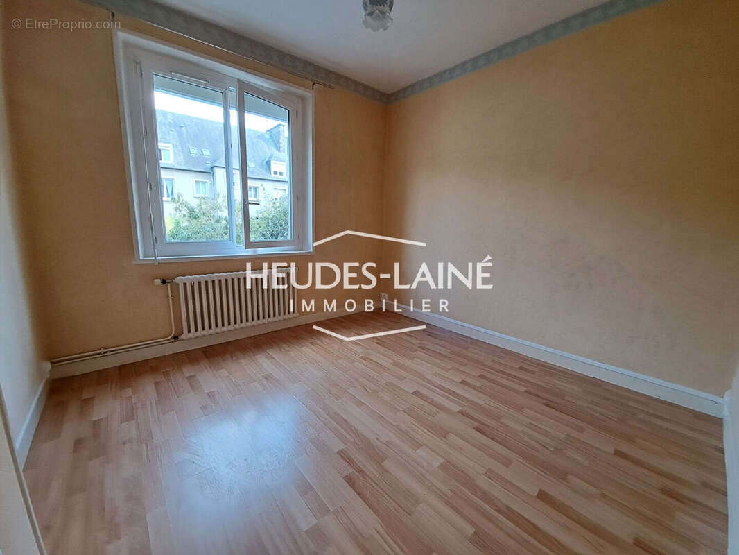 Appartement à SAINT-HILAIRE-DU-HARCOUET