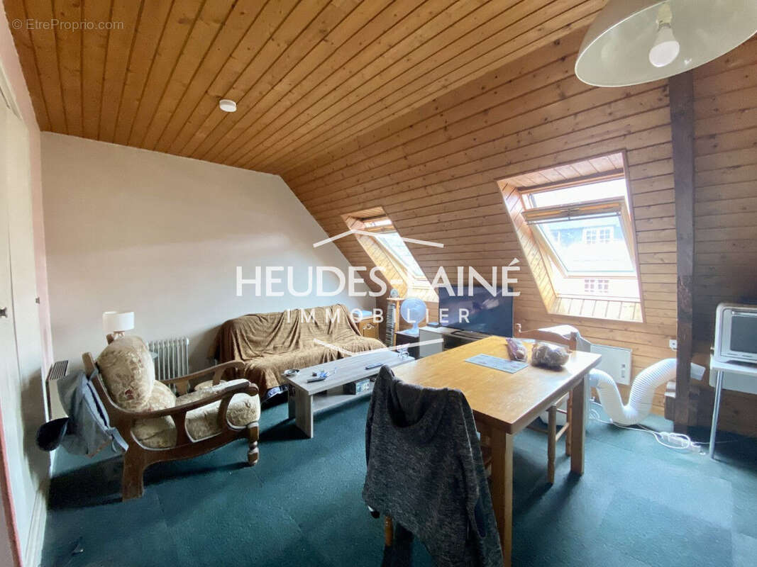 Appartement à SAINT-HILAIRE-DU-HARCOUET