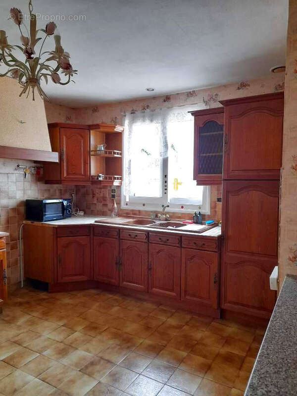 Maison à FAVERELLES