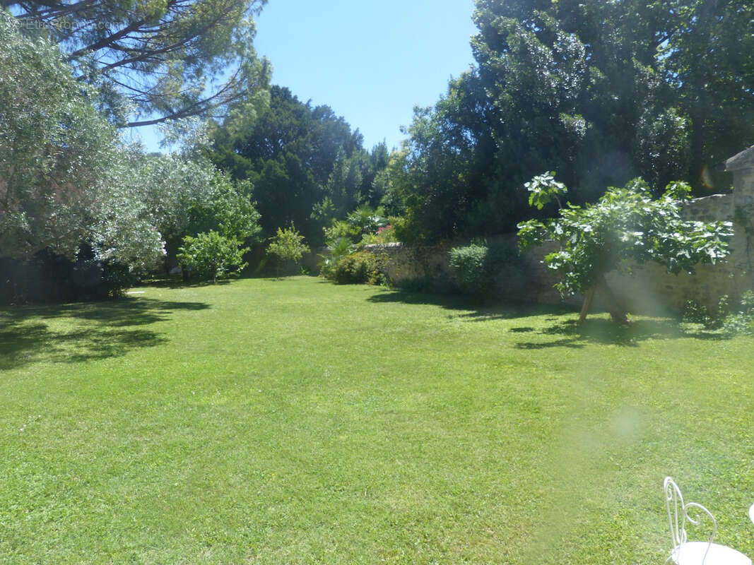 Maison à SAINT-PAUL-TROIS-CHATEAUX