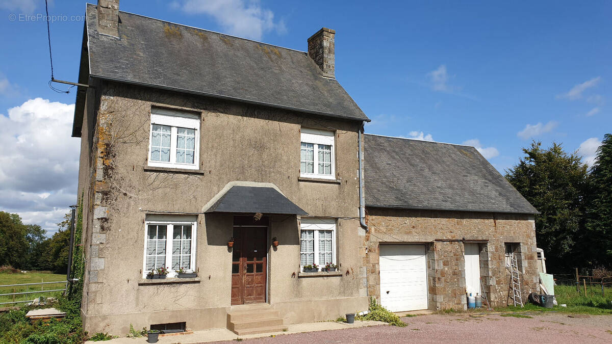 Maison à SOURDEVAL
