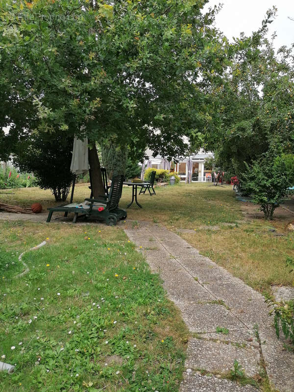 Maison à SAINT-BARTHELEMY-D&#039;ANJOU