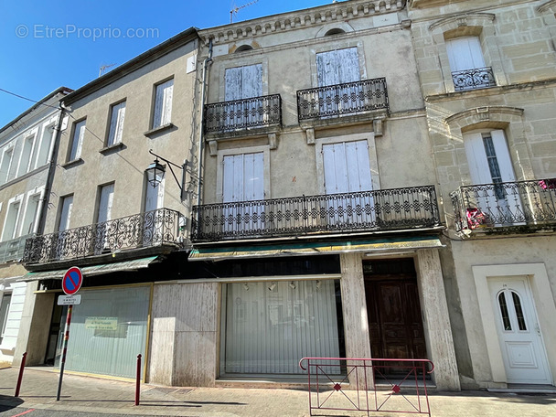 Maison à SAINTE-LIVRADE-SUR-LOT