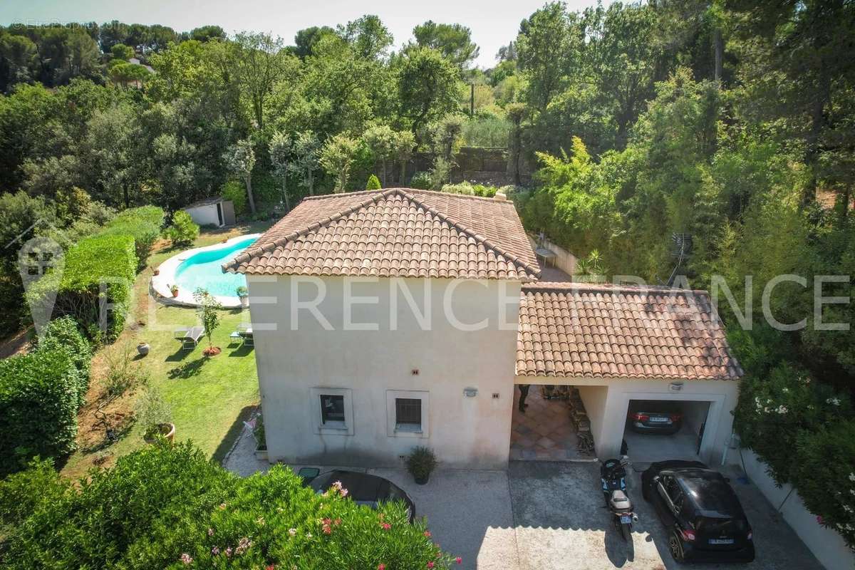 Maison à MOUGINS