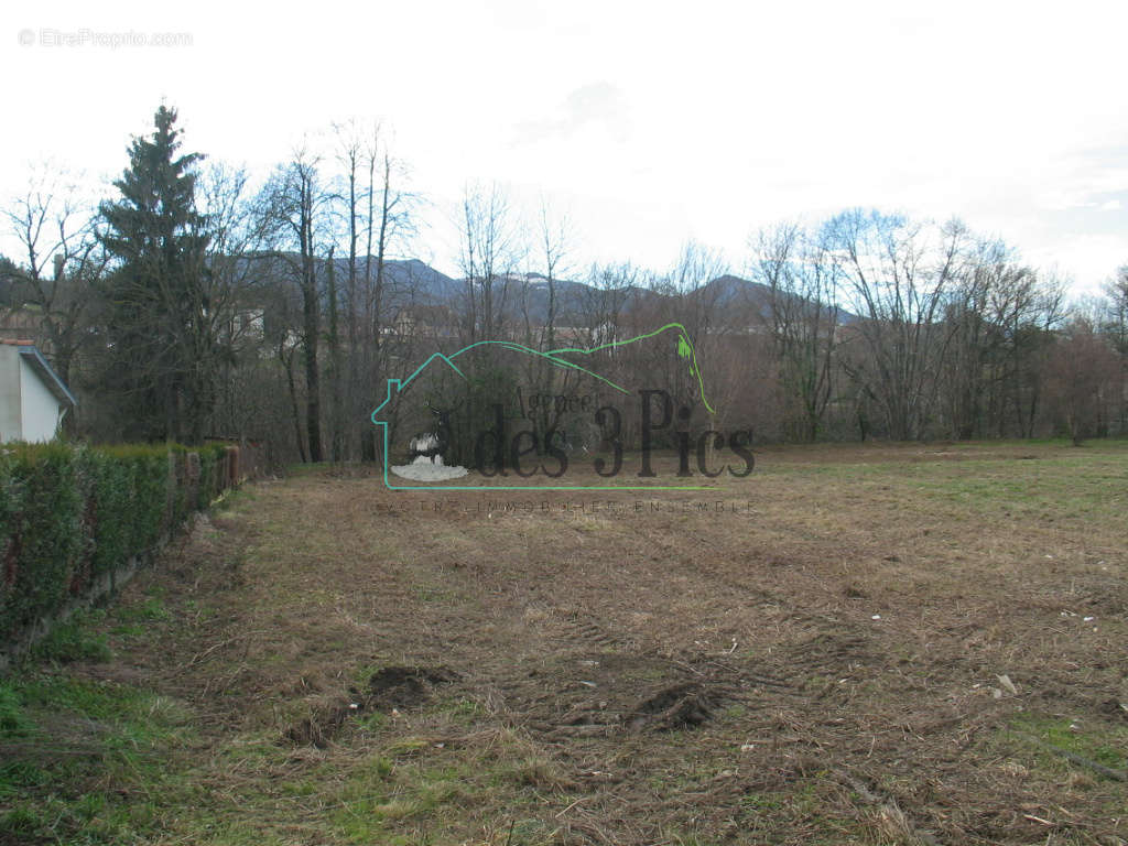 Terrain à SAINT-LIZIER