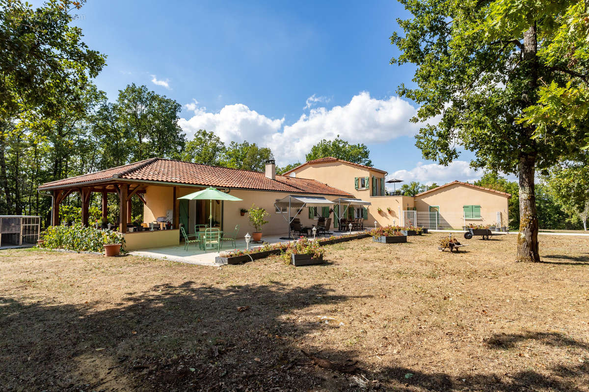 Maison à HAUTEFAGE-LA-TOUR