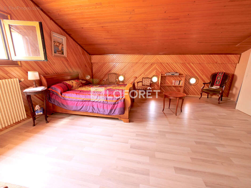 Maison à SERRALONGUE