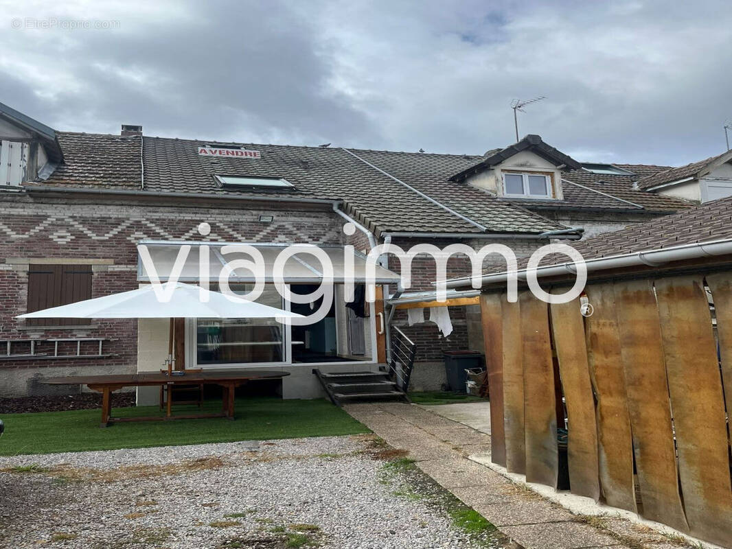 Maison à PONT-SAINTE-MAXENCE