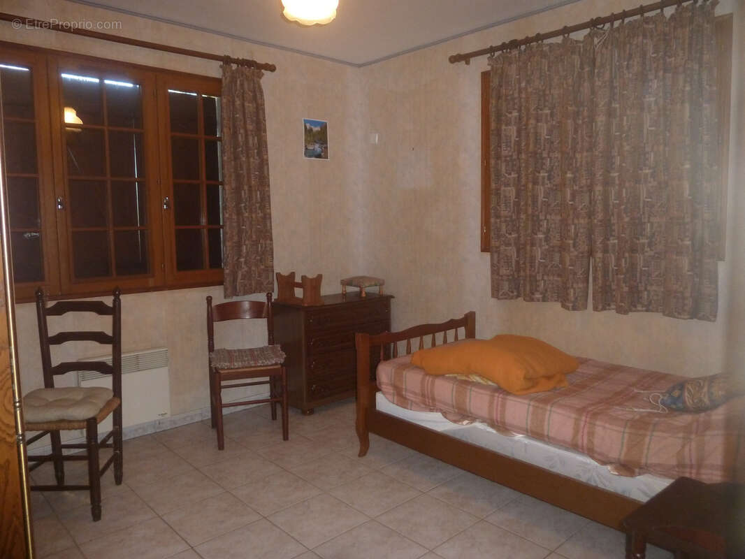 Maison à PUY-L&#039;EVEQUE