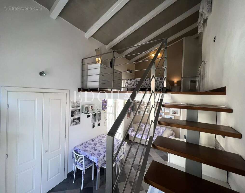 Appartement à MENTON