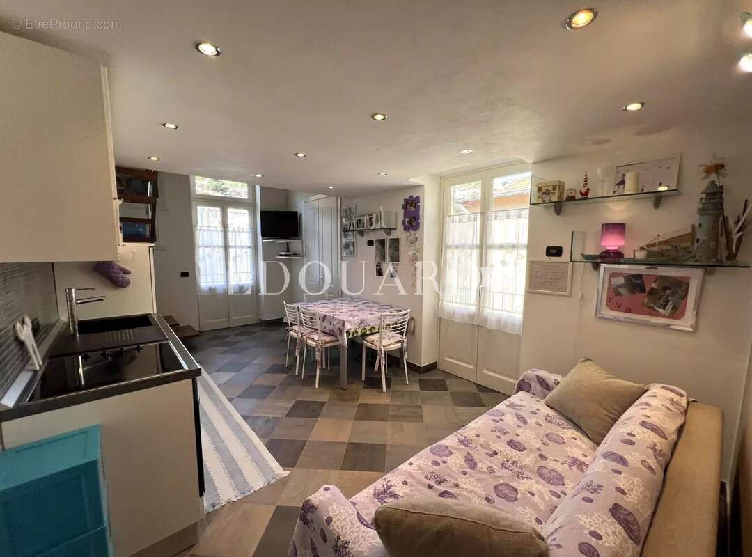 Appartement à MENTON