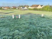 Terrain à LE BREIL-SUR-MERIZE