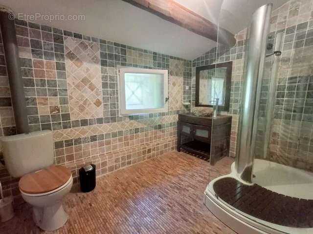 Maison à SAINT-PAUL-LE-JEUNE