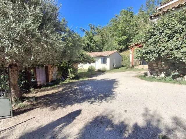 Maison à SAINT-PAUL-LE-JEUNE
