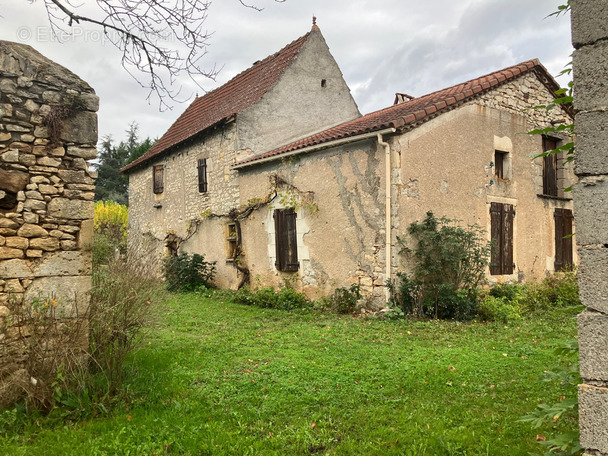 Maison à PRAYSSAC