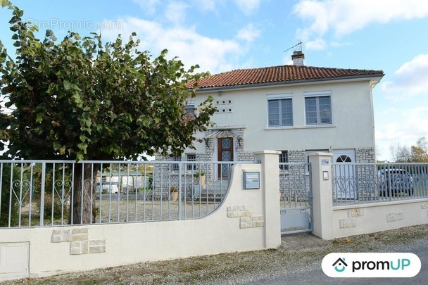 Maison à CHERVAL