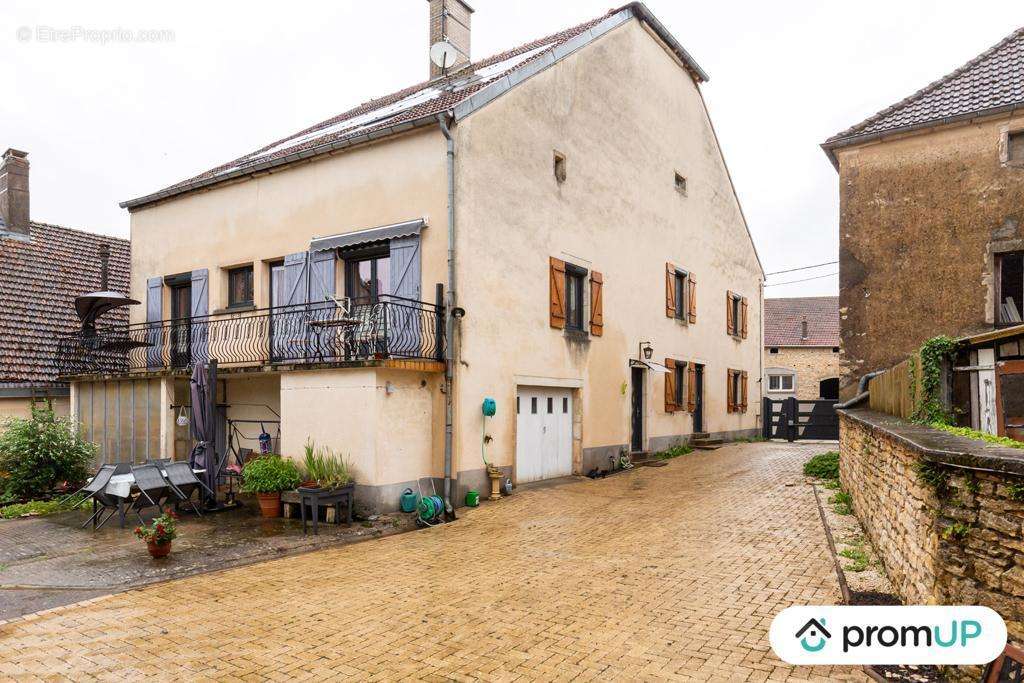 Maison à SOING-CUBRY-CHARENTENAY