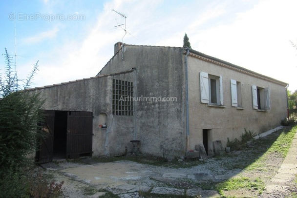 Maison à PIERREVERT