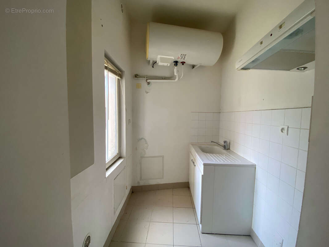 Maison à CAMARET-SUR-AIGUES