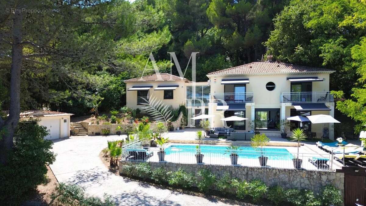 Maison à CANNES