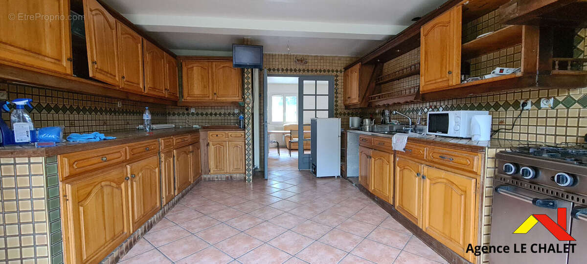 Maison à VILLENEUVE-LE-ROI