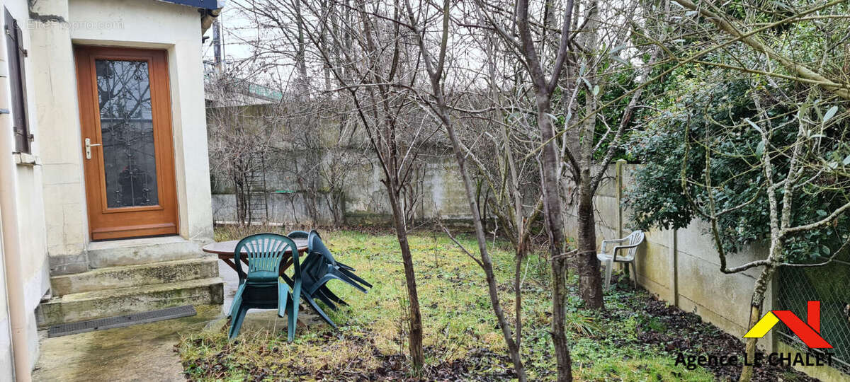 Maison à VILLENEUVE-LE-ROI