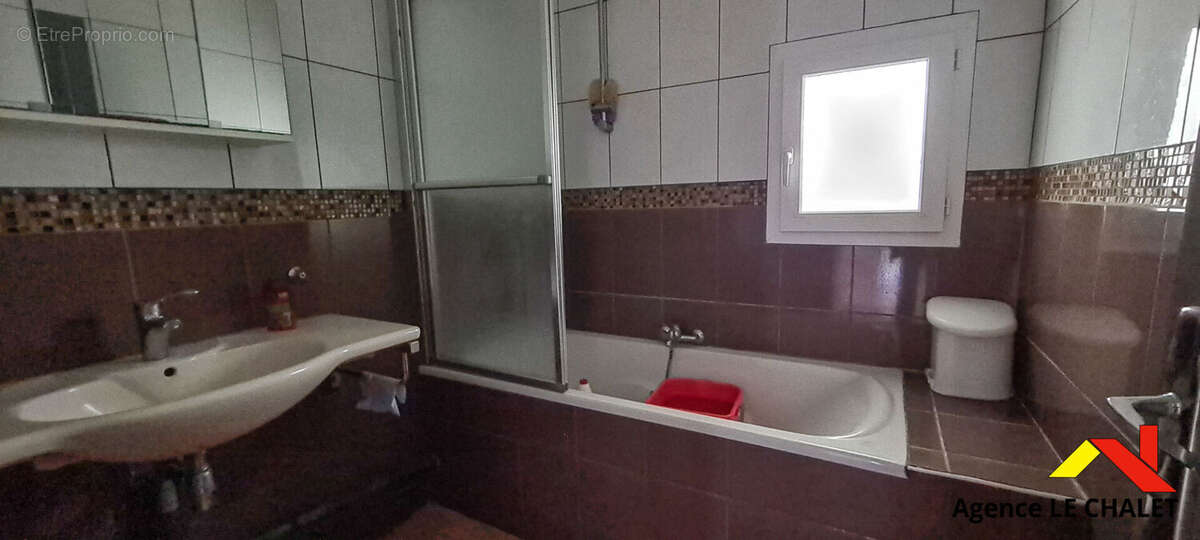 Maison à VILLENEUVE-LE-ROI