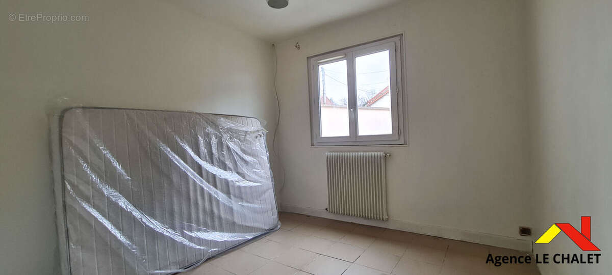 Maison à VILLENEUVE-LE-ROI