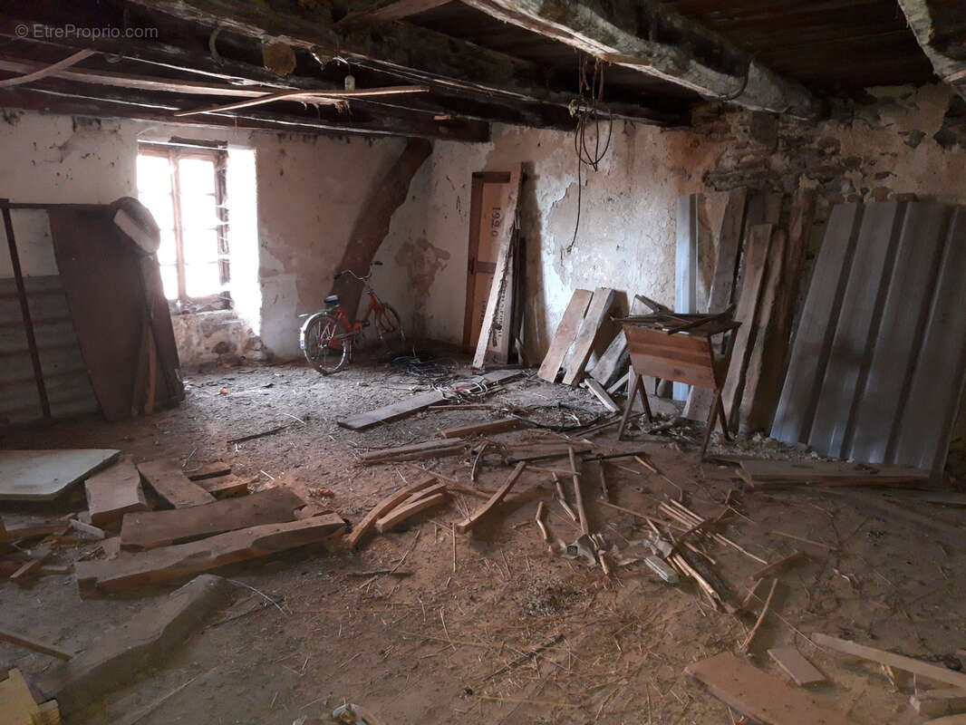 Maison à PRADES-D&#039;AUBRAC