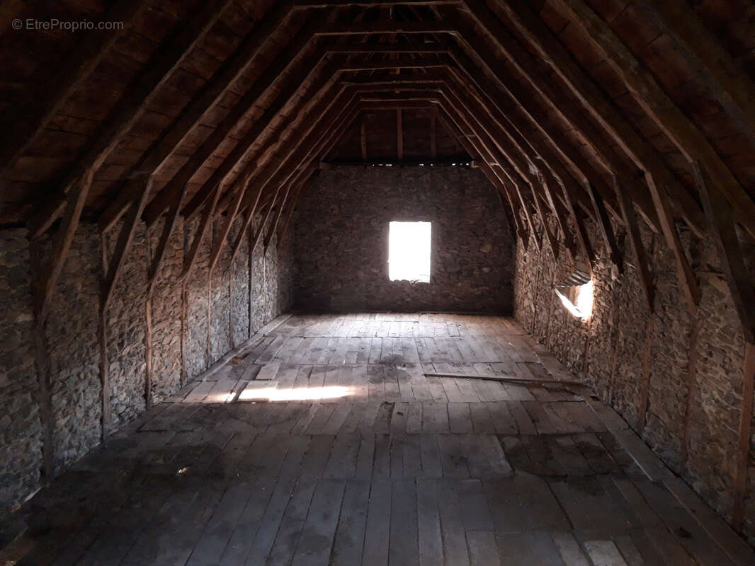 Maison à PRADES-D&#039;AUBRAC