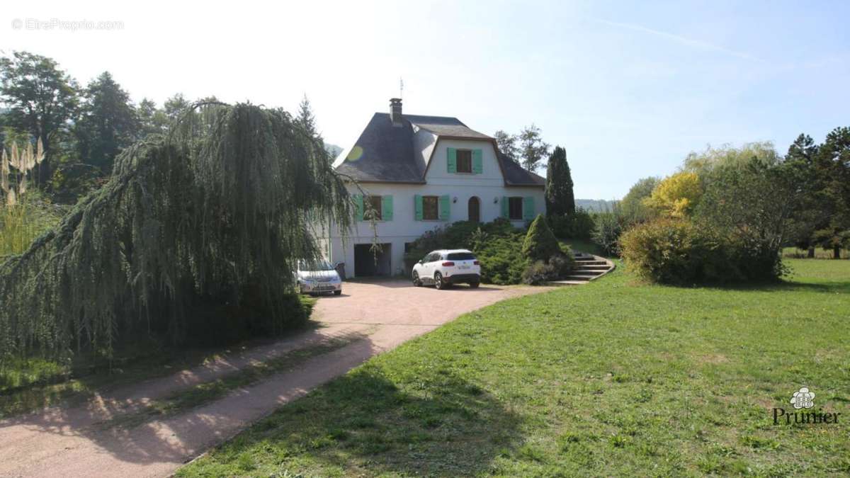 Maison à SAINT-SERNIN-DU-BOIS