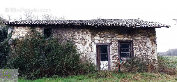 Maison à LES FORGES