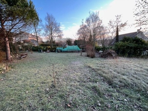 Terrain à CARRIERES-SUR-SEINE