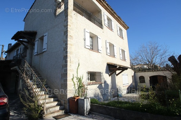 Maison à GRASSE