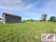 Terrain à GIFFAUMONT-CHAMPAUBERT