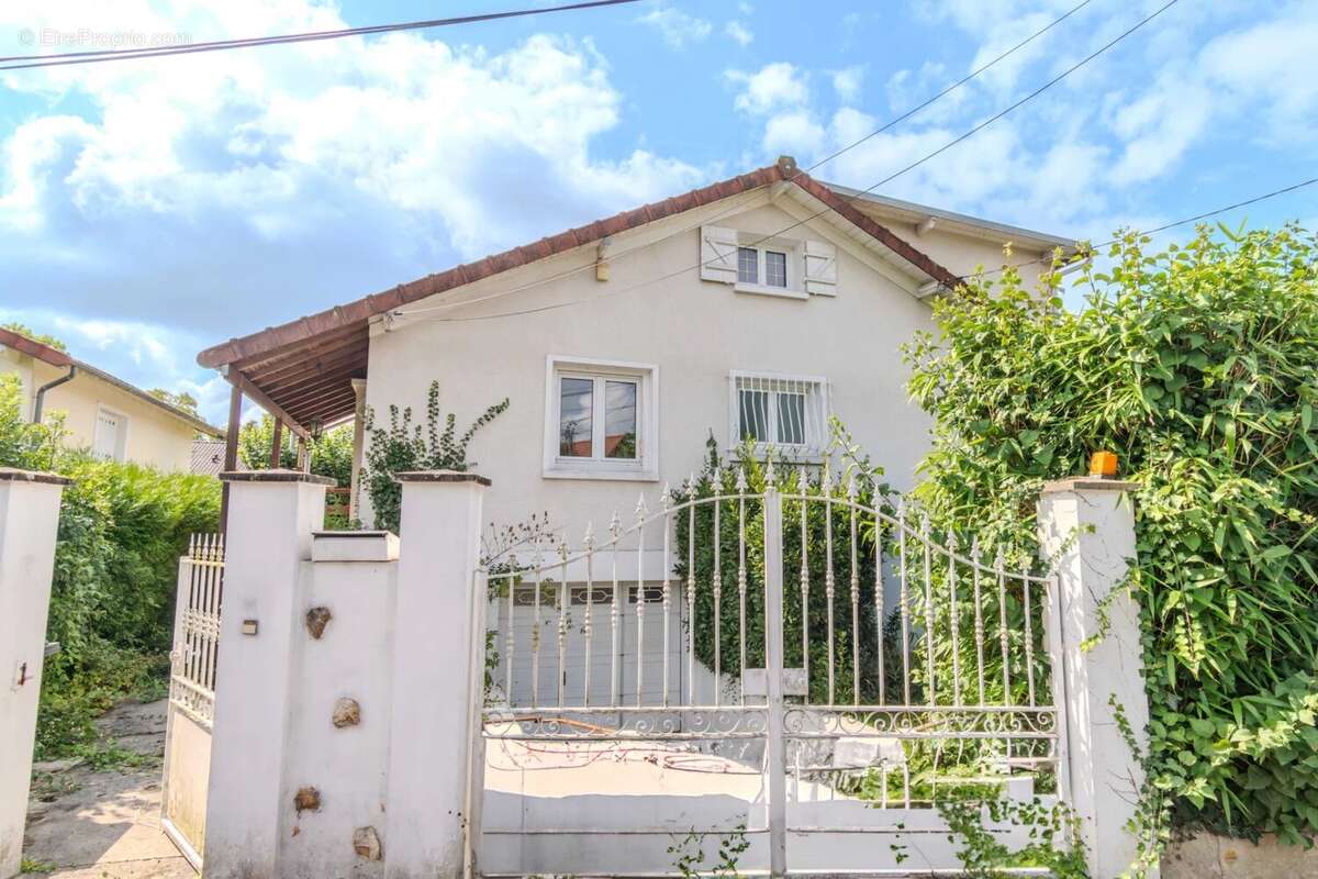 Maison à SOISY-SOUS-MONTMORENCY