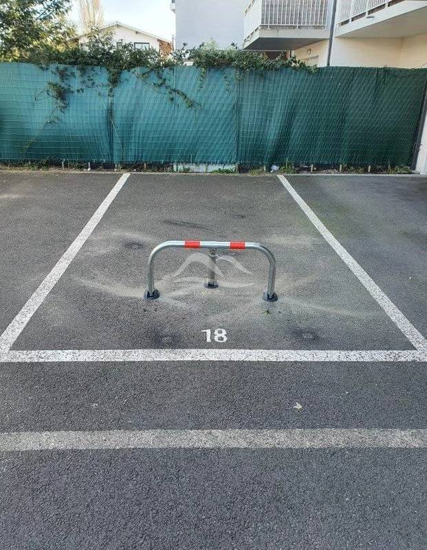Parking à LA TESTE-DE-BUCH