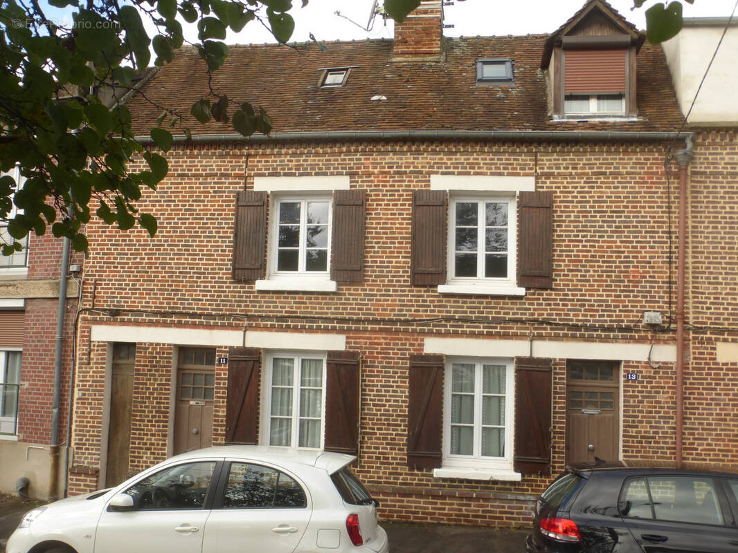 Maison à BEAUVAIS